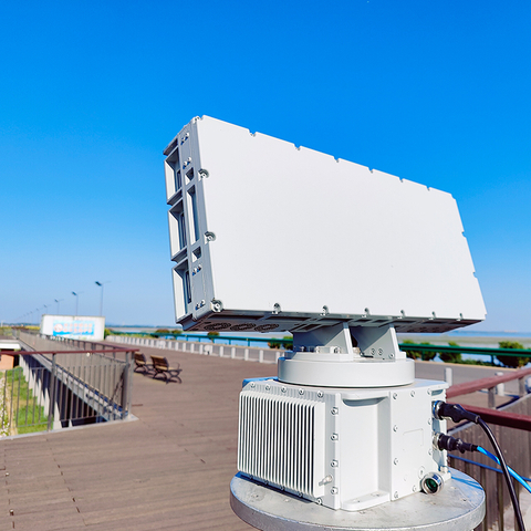 Radar de surveillance de cibles à basse altitude